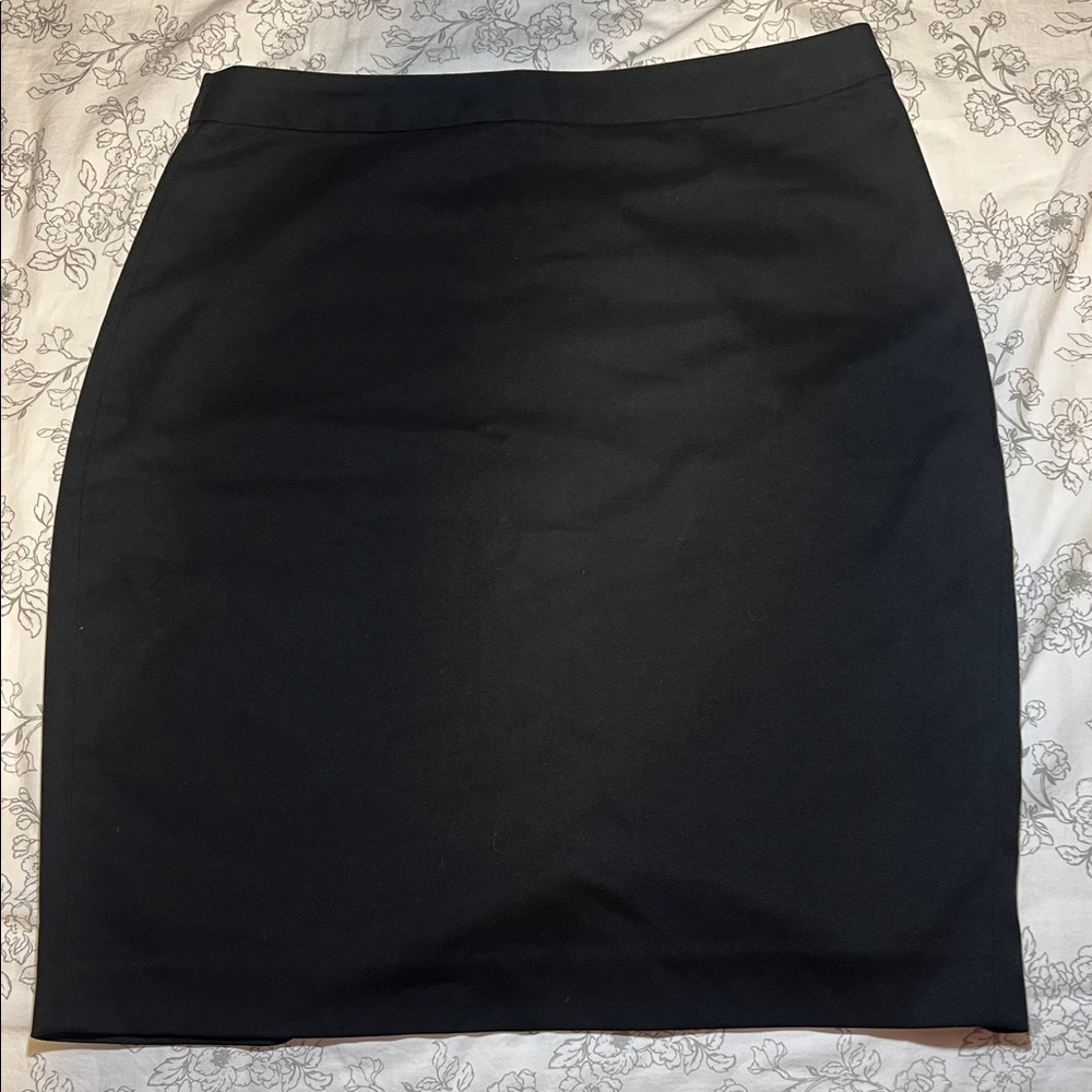 Banana Republic Elegant Black Mini Skirt